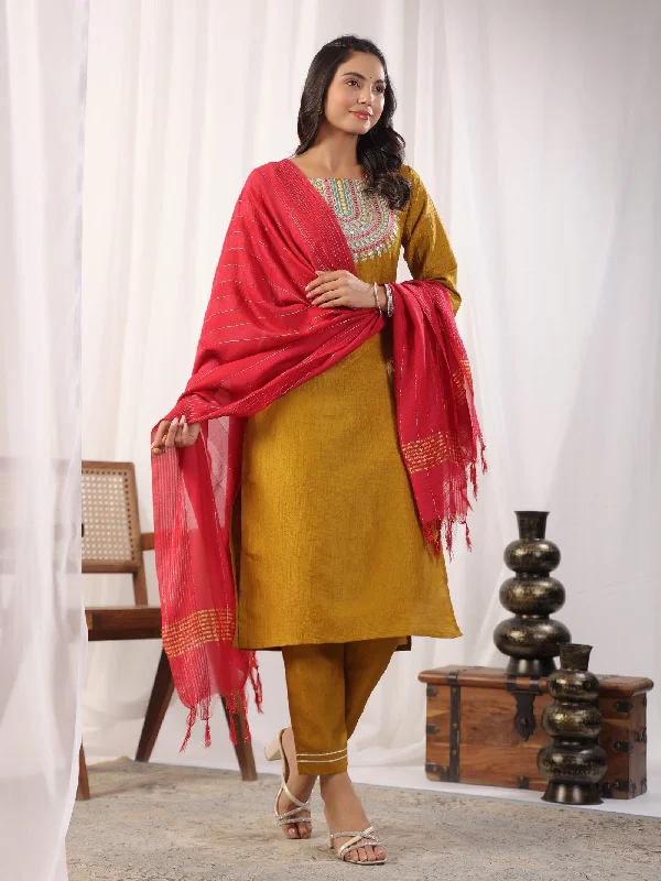 Solid Straight Round Neck Silk Kurta Pant Set With Dupatta Relaxed Casual Leggings