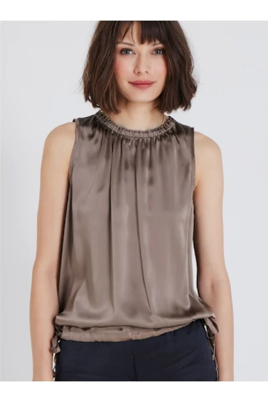 go by Go Silk Go Draw Me In Printed Blouse 1178 | Chino Classic Minimalist Blouse