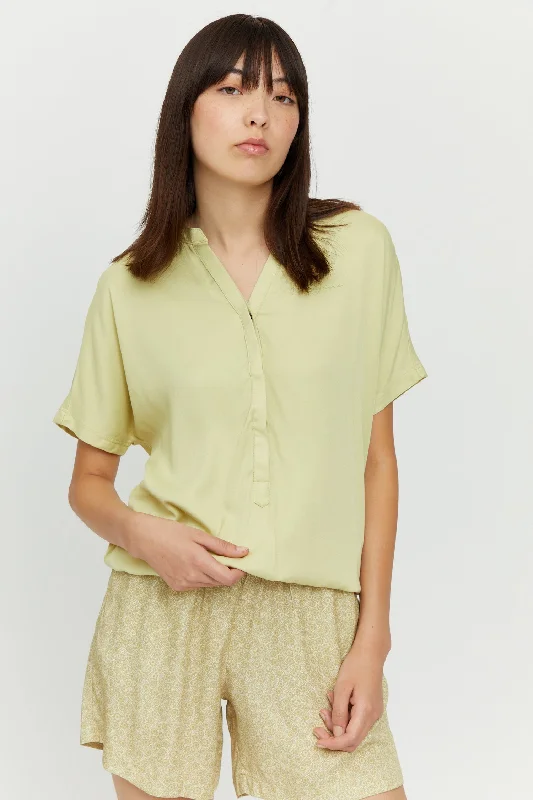 Benoni Short Sleeve Blouse Pastel Color Blouse