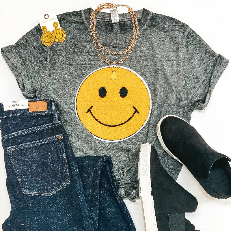A Smile A Day Fuzzy Happy Face Short Sleeve Graphic Tee in Grey Acid Wash Collared T-Shirt Boat Neck A-Line A Smile A Day Fuzzy Happy Face Short Sleeve Graphic Tee in Grey Acid Wash Collared T-Shirt Boat Neck A-Line