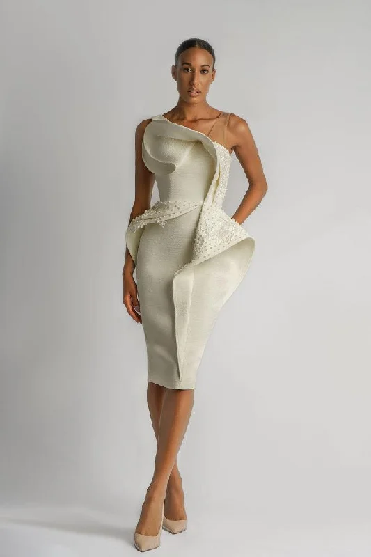 MANDY KNEE LENGTH STATEMENT DRESS WITH PEARL AND ROSE DETAIL