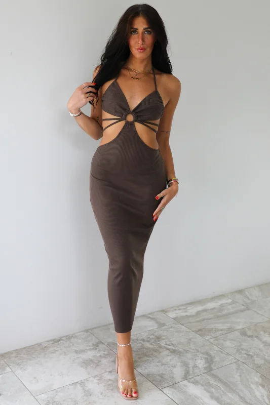 Eyes On Me Maxi Dress: Mocha Chic Summer Maxi Dress