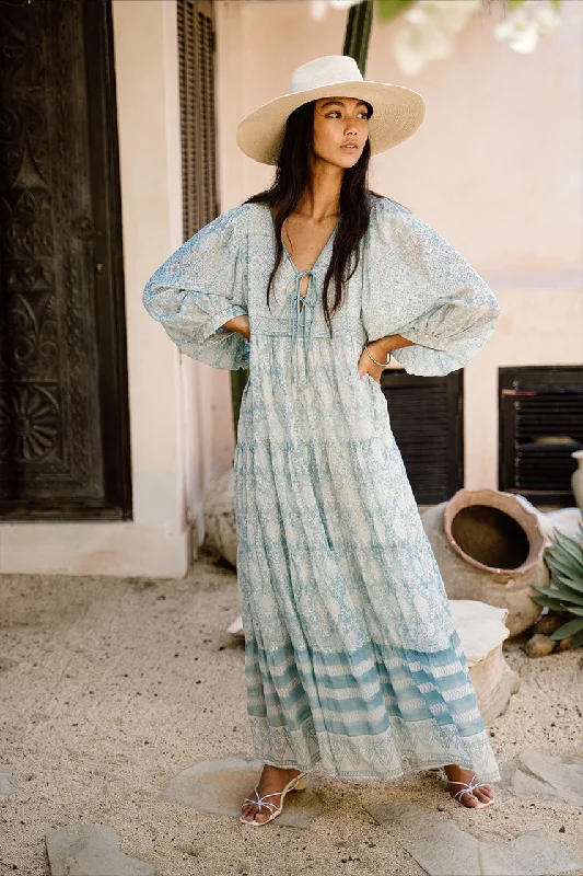 Jasmine Maxi Dress - Sea Mist Trendy Floral Print Maxi Dress