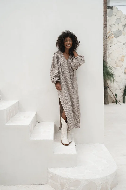 Poet Maxi Dress ~ Taupe Fashionable Sleeveless Maxi Dress