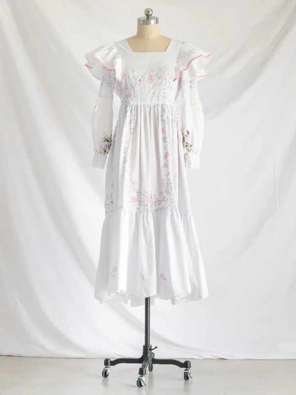 Re-design Upcycled Square Neck Cuff Sleeved Floral Maxi Dress Chic Sleeveless Maxi Dress Re-design Upcycled Square Neck Cuff Sleeved Floral Maxi Dress Chic Sleeveless Maxi Dress