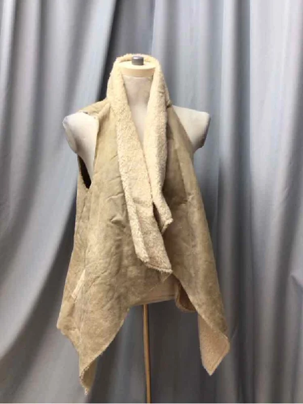HEM & THREAD SIZE MEDIUM Ladies JACKET Ribbed Jacket Pleated Jacket Ruffled Jacket