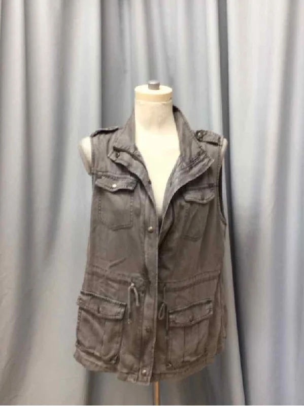 MAX JEANS SIZE LARGE Ladies JACKET Collared Jacket Crew Neck Jacket Turtle Neck Jacket