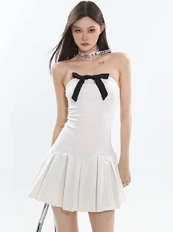 Flora Solid Color Black Bow Tie Bandeau Sleeveless Pleated Mini Dress Casual V-Neck Mini Dress