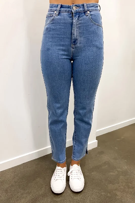 A 94 Slim Jean Peta Stylish Bootcut Denim Jeans