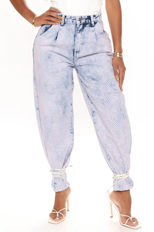 Daydreamer High Rise Baggy Mom Jeans - Violet Trendy Wide-Legged High-Waist Jeans