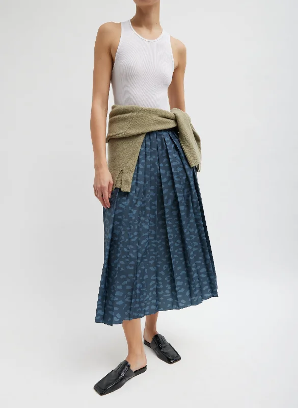 Recycled Sporty Nylon Cheetah Pleated Pull On Skirt denim skirt fashionable
